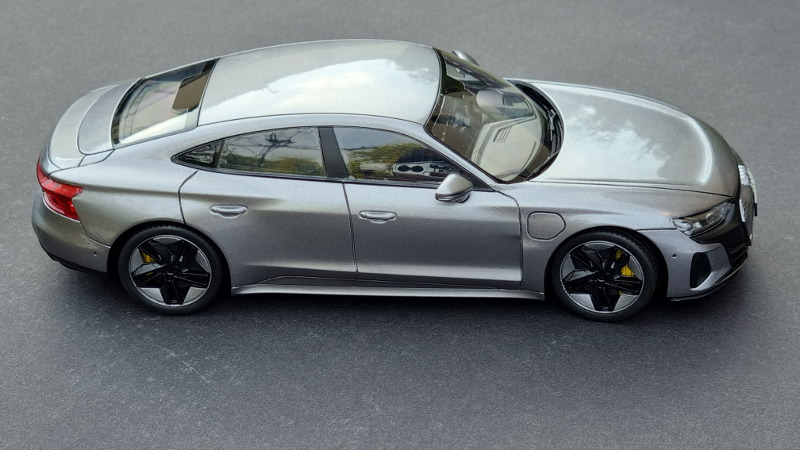 Audi RS E-tron GT 2020 - Kit De Construction Easy-Click 1:24 Pour Enfants Dès 10 Ans