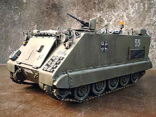 M113