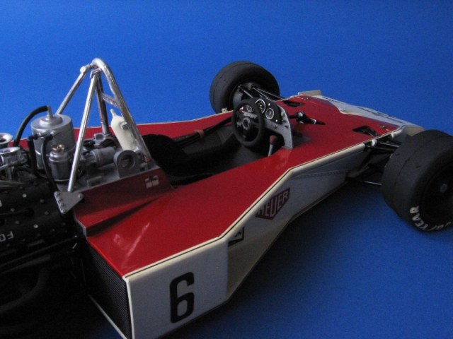 McLaren M23B