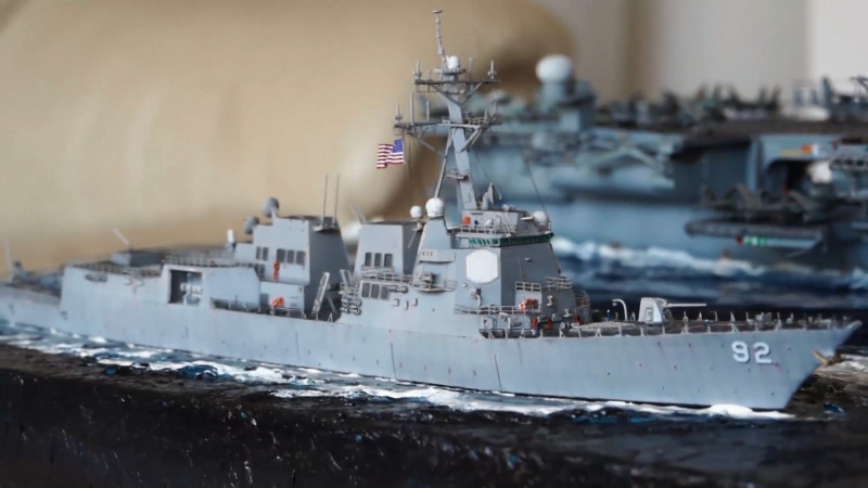 USS Momsen (DDG-92)