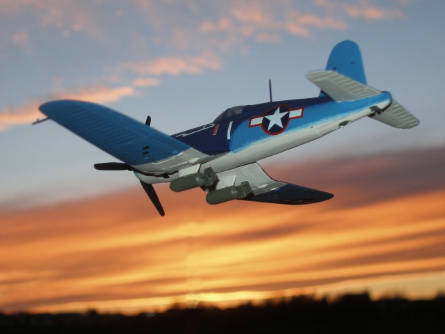 Chance Vought F4U-1A Corsair