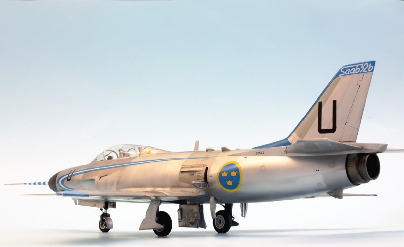 Saab J 32B Lansen