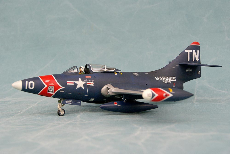 Grumman F9F-5P Panther