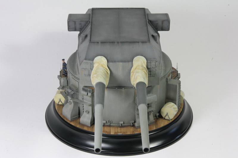 Turm &amp;quot;Bruno&amp;quot; der Bismarck, Takom 1:72 von Stefan Fraundorfer