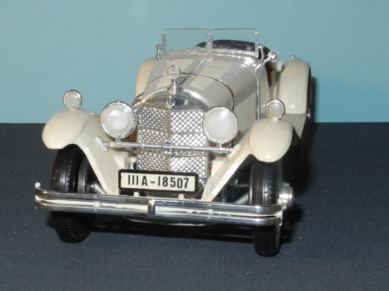 Miniature Mercedes-Benz SSK Cabriolet Bicolore 1/24 Burago - Collection Vintage