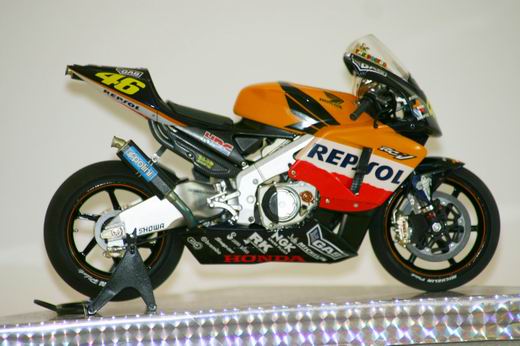 Honda RC211V