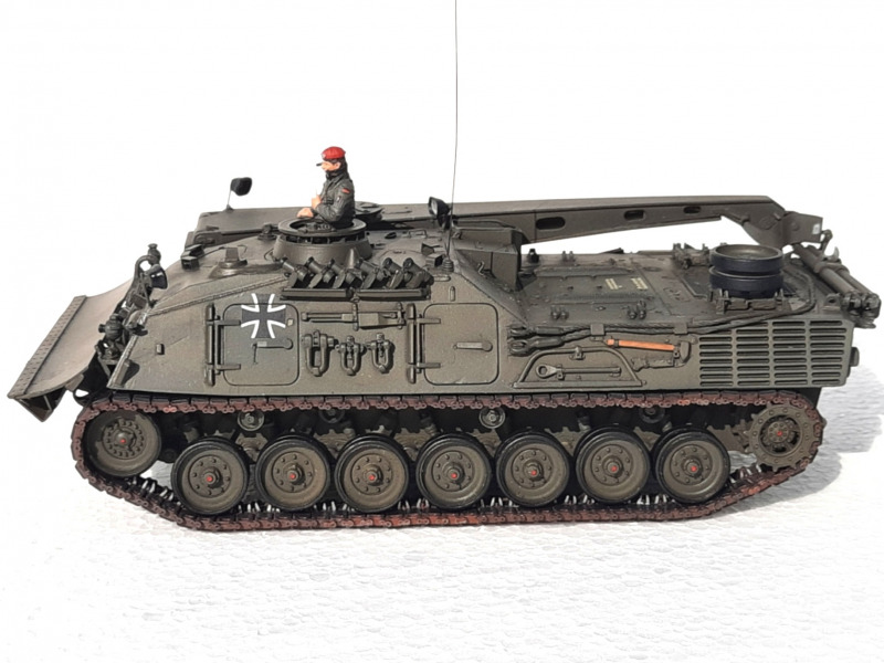 Bergepanzer 2 Standard