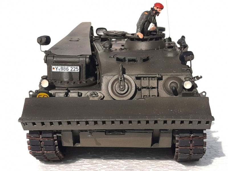 Bergepanzer 2 Standard