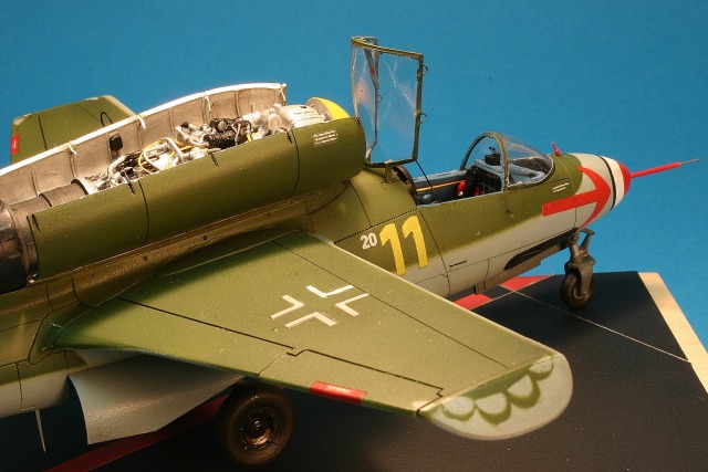 Heinkel He 162 A-2 Salamander