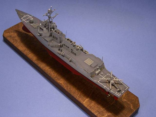 USS Mustin (DDG-89)