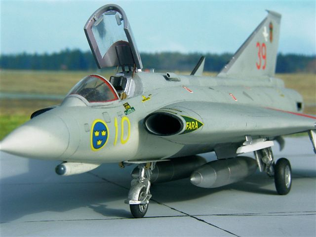 Saab J 35J Draken