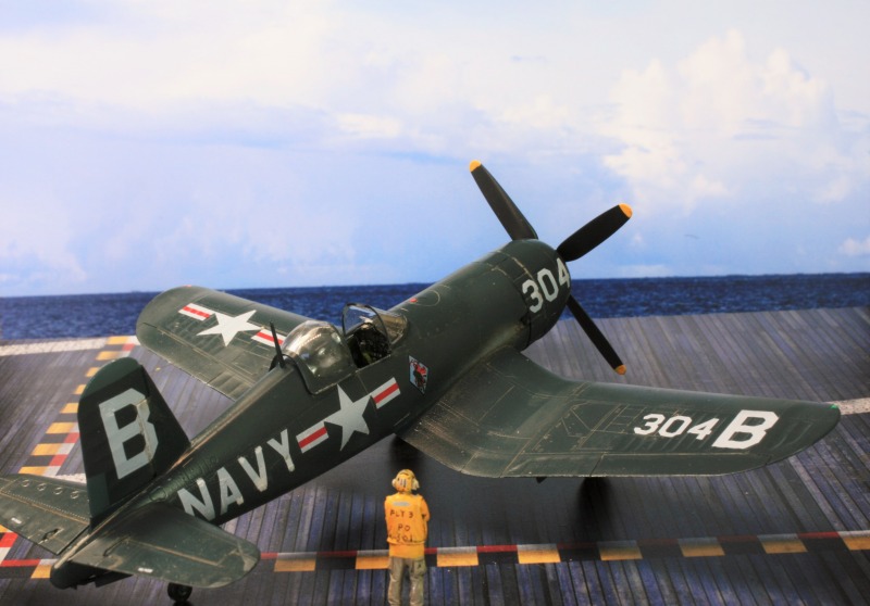 Chance Vought F4U-4 Corsair