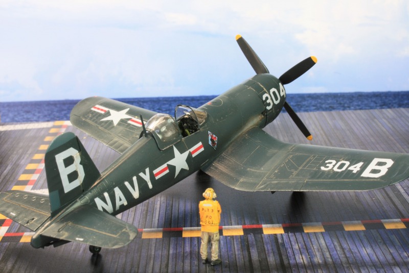 Chance Vought F4U-4 Corsair