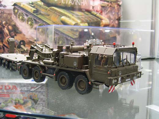 Faun Elefant Panzertransporter von Trumpeter in 1:35