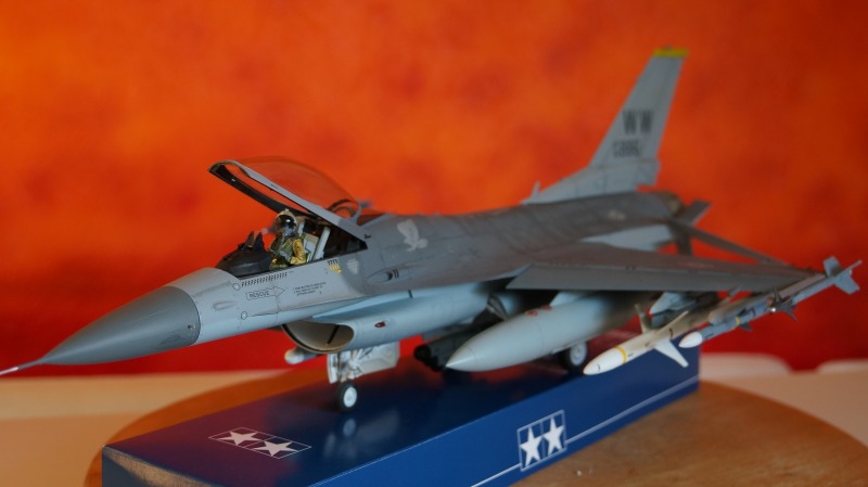 Maquette Avion F-16 Fighting Falcon Israël IAF – échelle 1/72, Moulée Sous Pression, Avec Support – Neuf
