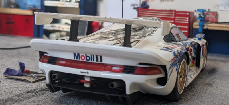 Porsche 911 GT1