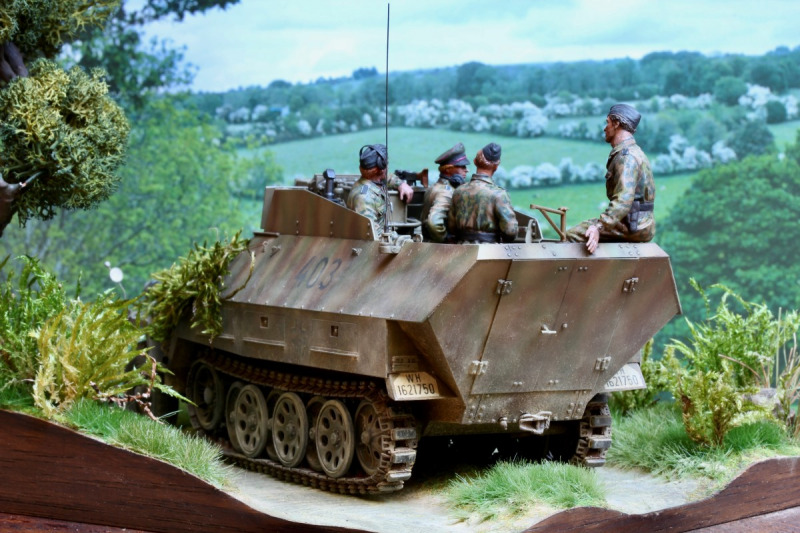 Sd.Kfz. 251/9 Ausf. D  Kanonenwagen