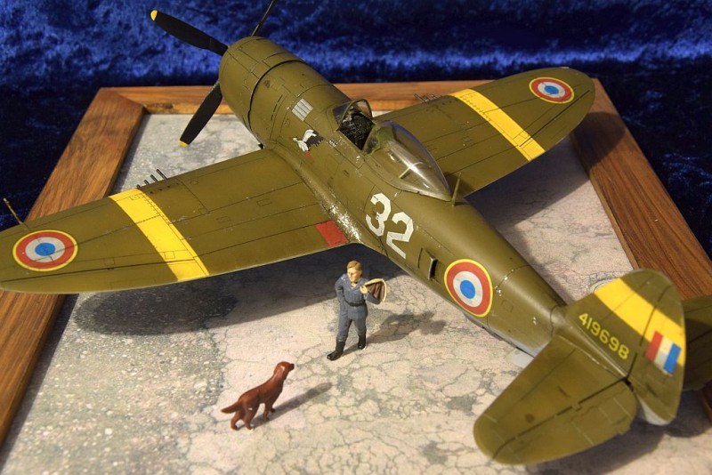 Republic P-47D-28-RE Thunderbolt