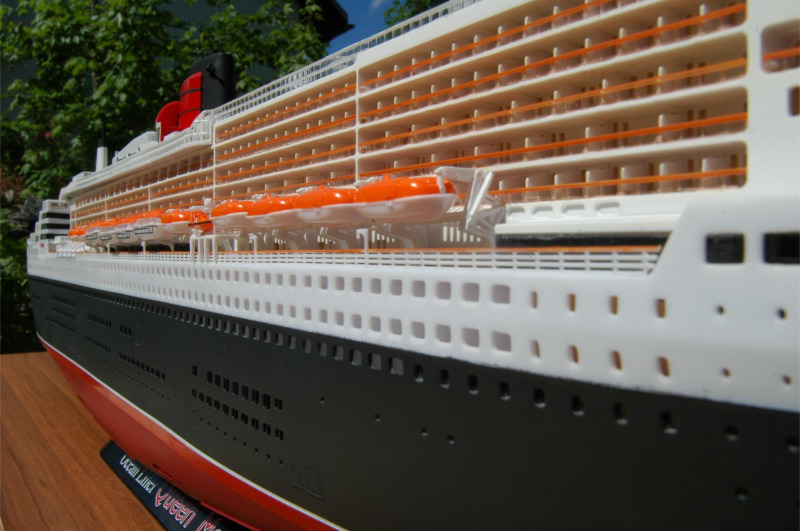 Rettungsboote steuerbord, achteraus gesehen