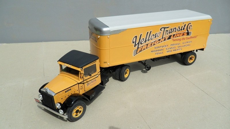 1932 Mack BM