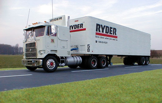 Mack Cruiseliner Ryder