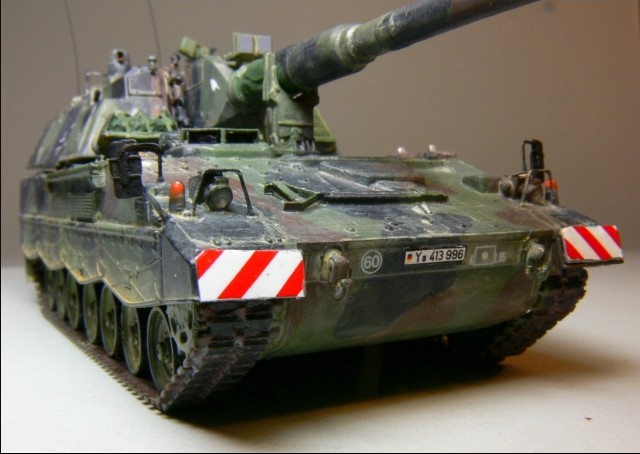 Panzerhaubitze 2000