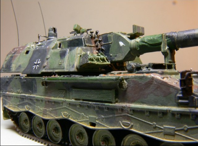 Panzerhaubitze 2000