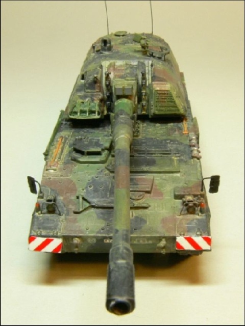 Panzerhaubitze 2000