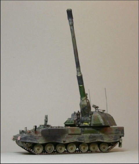 Panzerhaubitze 2000