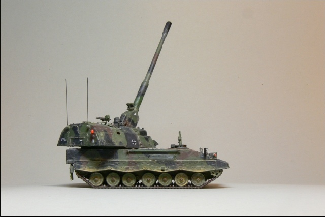 Panzerhaubitze 2000