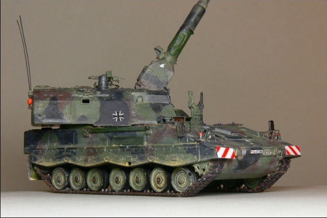 Panzerhaubitze 2000