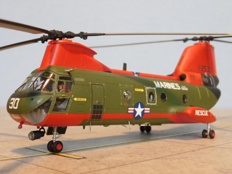 Boeing Vertol HH-46A Sea Knight - BuNo 152530 - mit Suchscheinwerfer