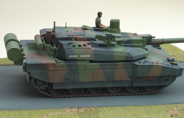 thumbnail image 2 of 1/35 Tamiya Leclerc Series 2 With Echelon Declas : R/modelmakers 2 of 10