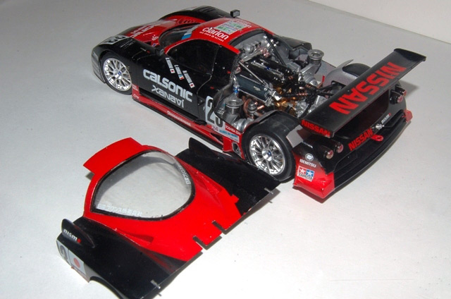 Nissan R390 GT1