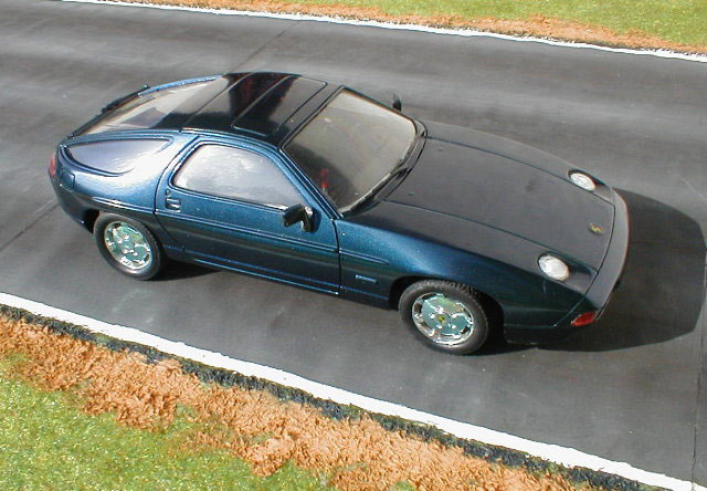 Porsche 928 S4