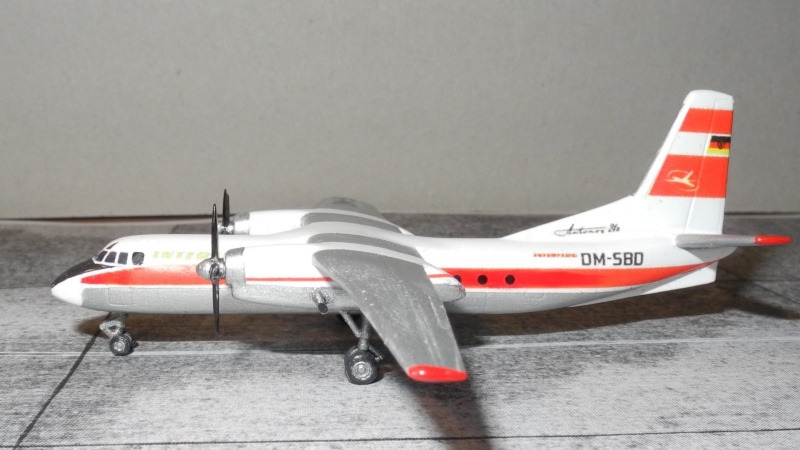 Antonow An-24W