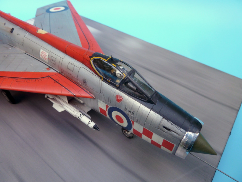 English Electric Lightning F.1A