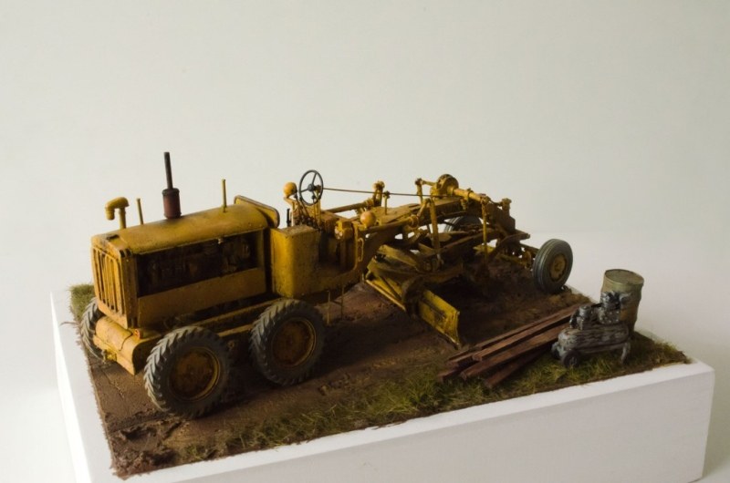 Caterpillar 12 Motor Grader