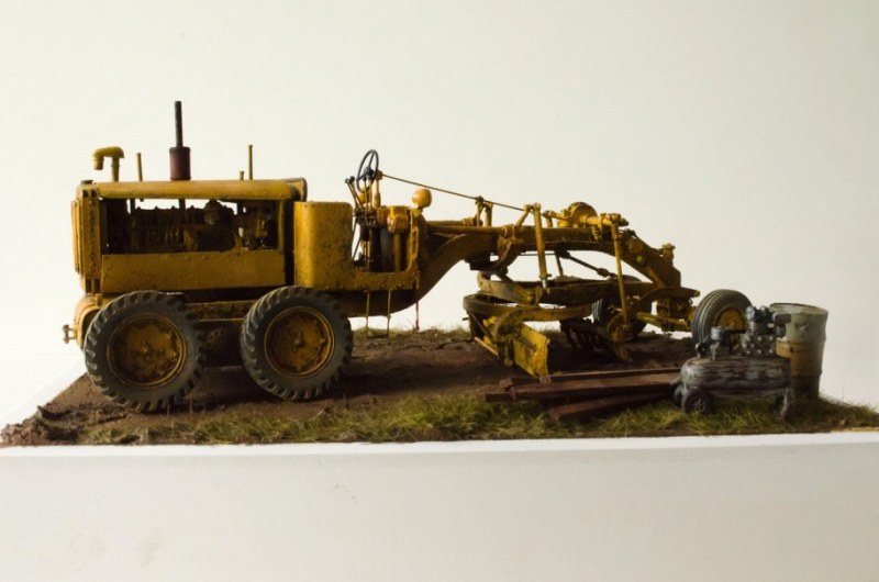 Caterpillar 12 Motor Grader