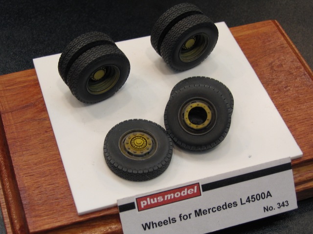 Plus Model: Wheels for Mercedes L4500A, 1:35