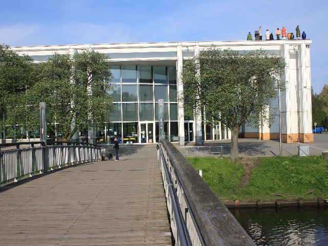 Blick auf die Halle von der Altstadt