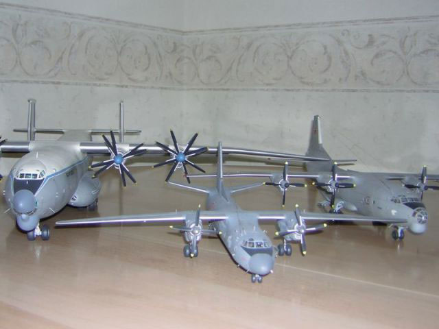 Antonow An-22