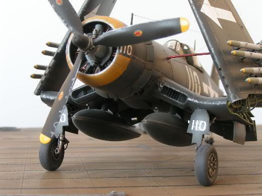 Chance Vought F4U-1D Corsair