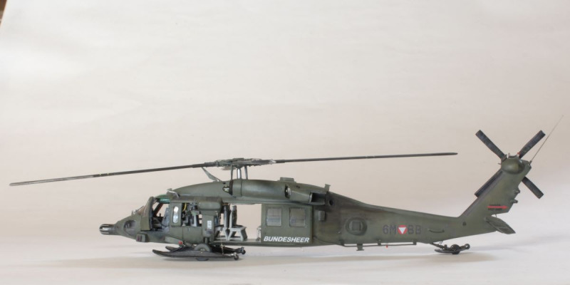 Sikorsky S-70A-42 Black Hawk