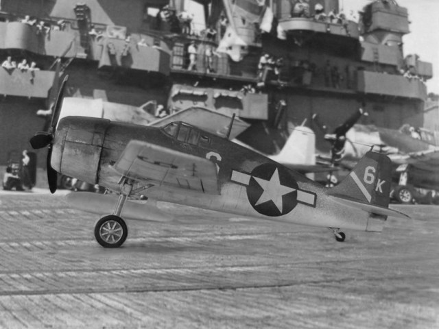 Grumman F6F-3 Hellcat