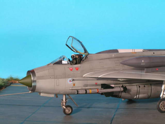 English Electric Lightning F.6