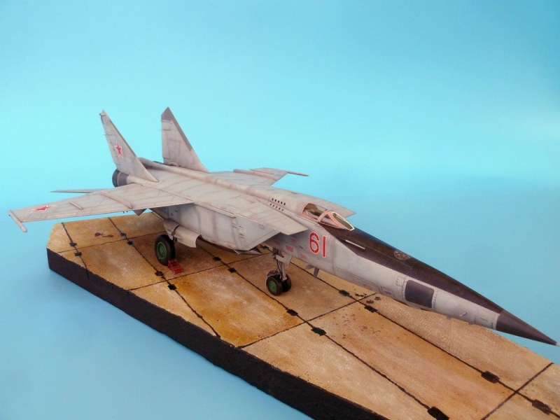 MiG-25RBT Foxbat-B