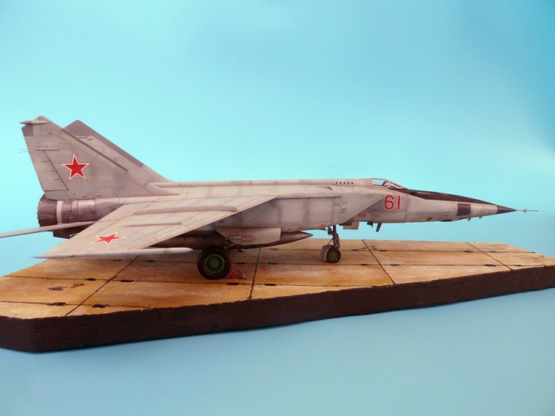 MiG-25RBT Foxbat-B