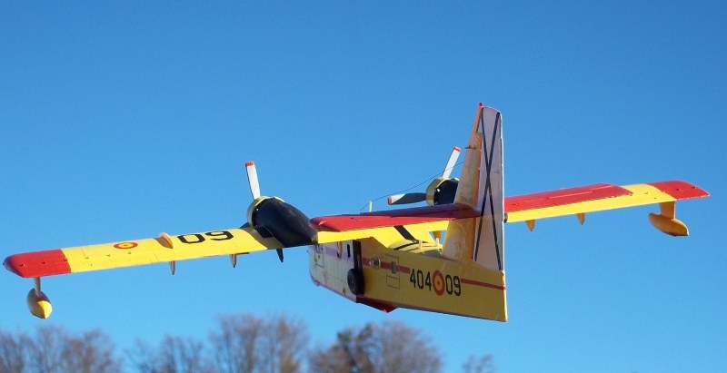 Canadair CL-215