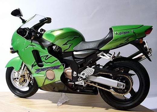 Kawasaki ZX-12R "Ninja"